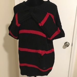 Crocheted sweater😻❤️🖤